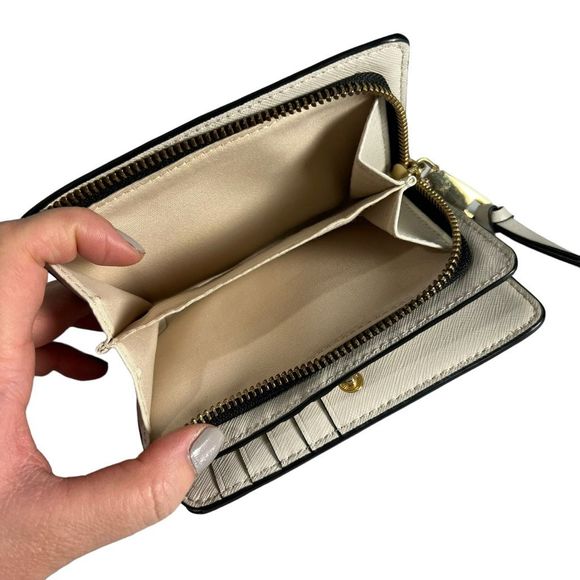 Marc Jacobs* Brown Bi-Fold Zippered The Snapshot Compact Wallet Women’s - Picture 11 of 11